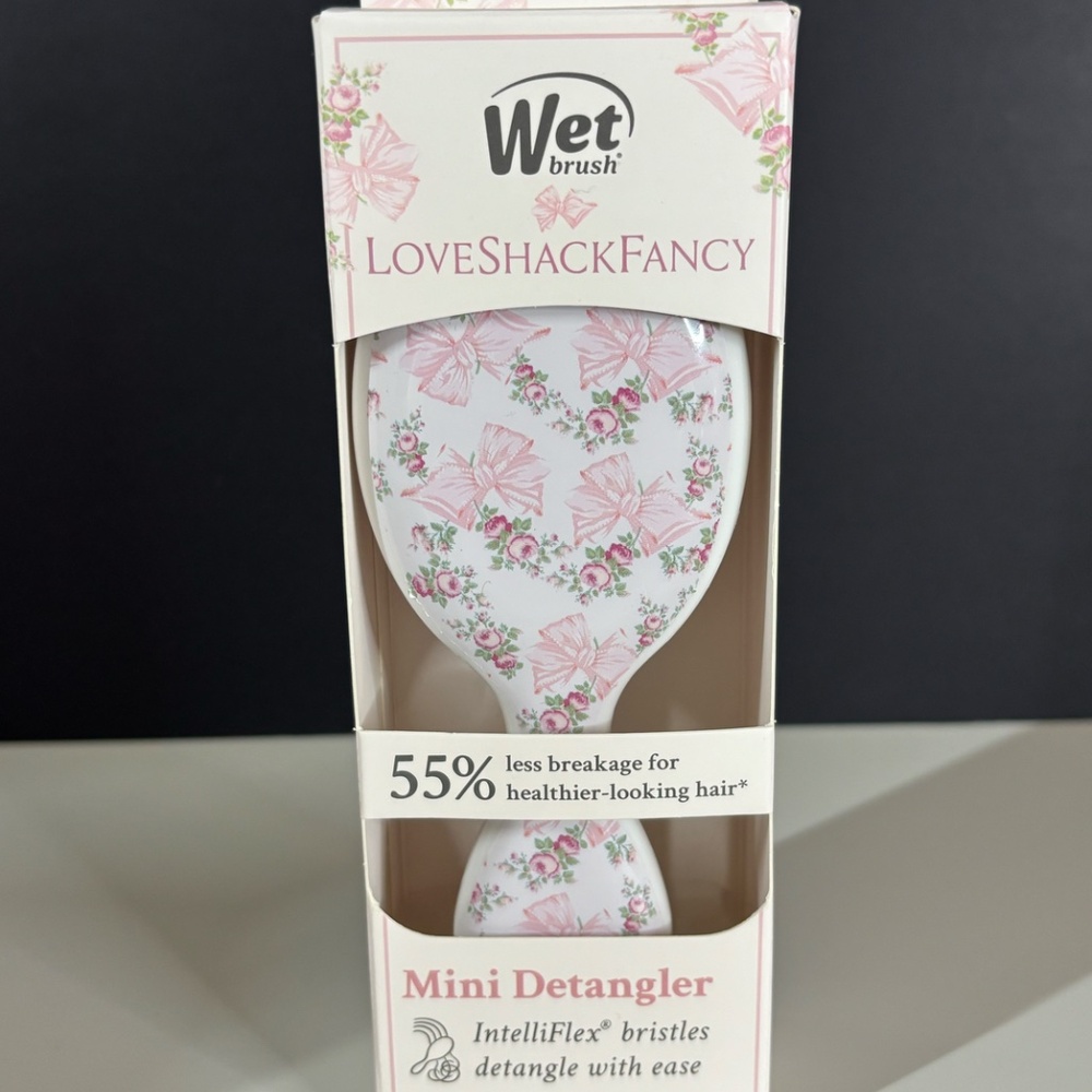 LoveShackFancy x Goody x Wet Brush Mini Detangler Rosa Beaux BNWT